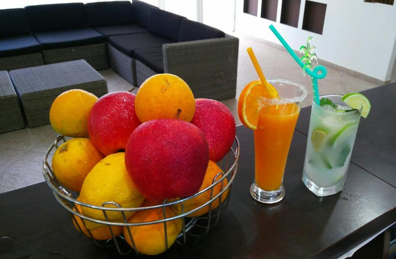 Glicinia Hotel Golden Sands Luaran gambar