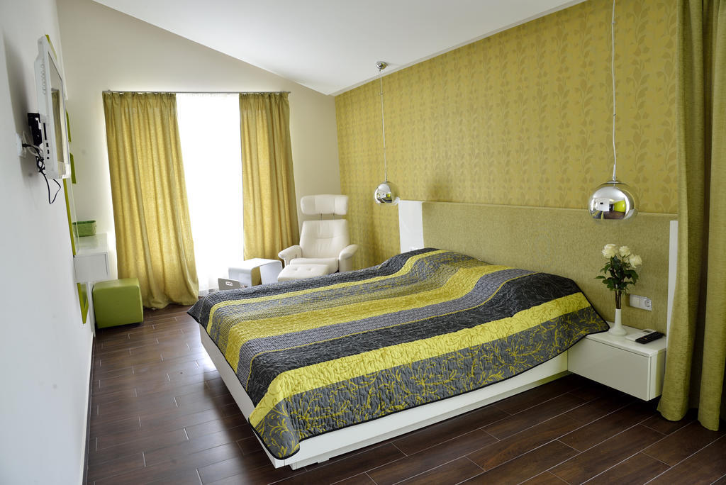 Glicinia Hotel Golden Sands Bilik gambar