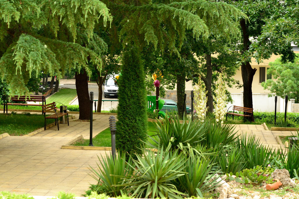 Glicinia Hotel Golden Sands Luaran gambar